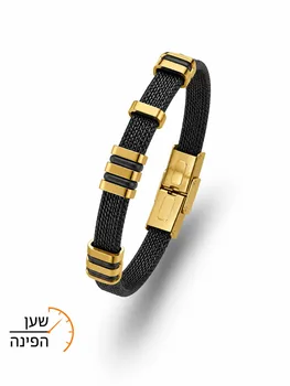 צמיד לגבר אלגנטי בעיצוב מודרני עם רצועת רשת שחורה ואלמנטים בגוון זהב